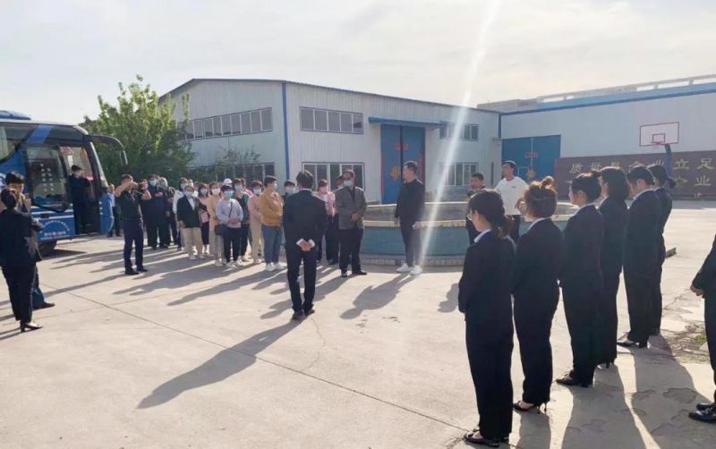 推動養(yǎng)殖行業(yè)綠色健康發(fā)展丨河北省各級領(lǐng)導(dǎo)、養(yǎng)殖單位和逸凡蔚嵐生物科技蒞臨我司調(diào)研